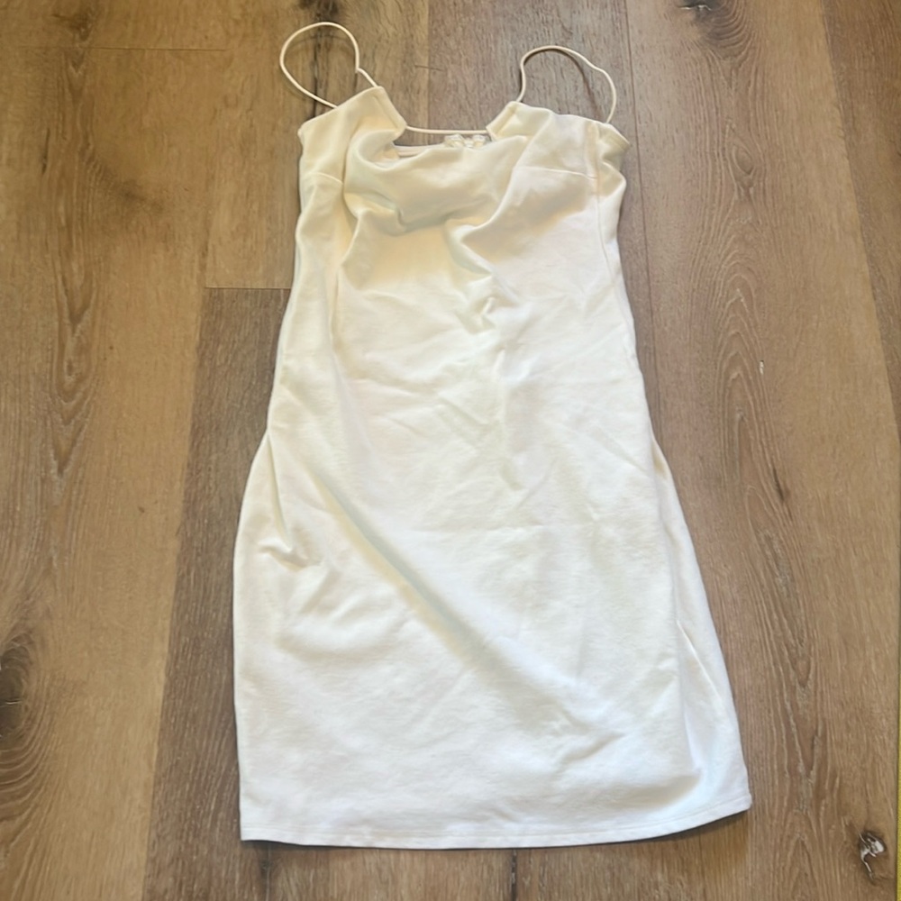 43SI3NNA White Small Fitted Dress Spaghetti Straps